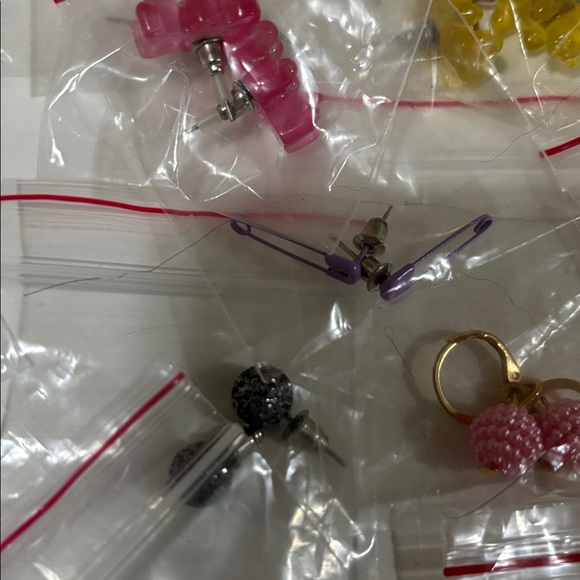 Colorful Earring Bundle - Picture 8 of 8